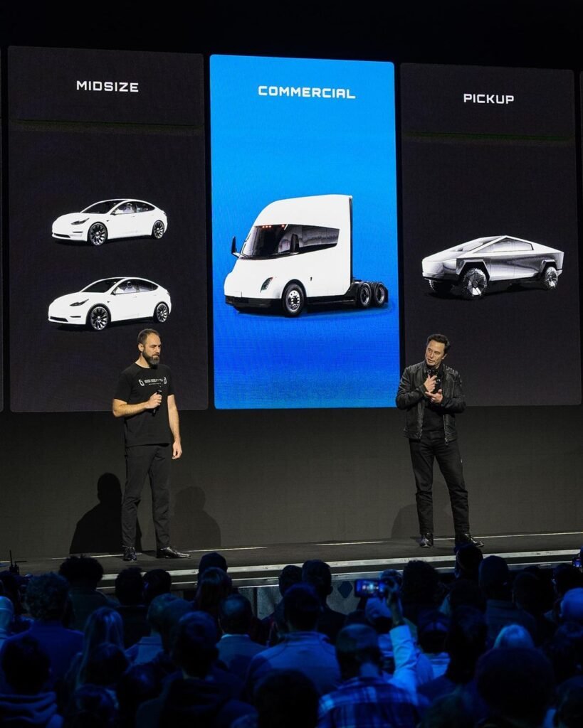 Tesla starts delivering its first electric trucks, after a 3-year delay
